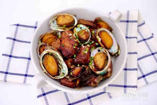 鲍鱼烧排骨的做法