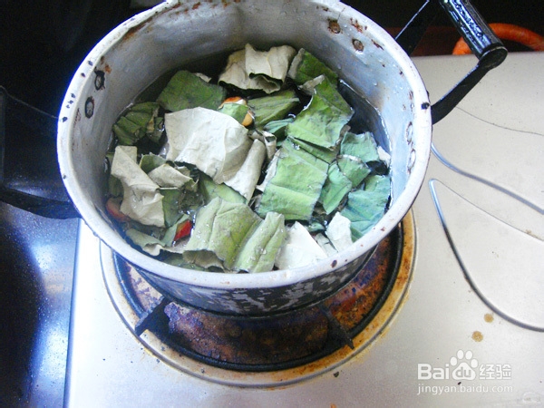 怎样煮荷叶山楂茶。