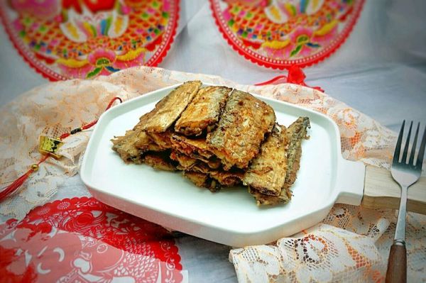 外焦里嫩不腥不腻的快手煎带鱼