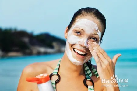 涂完防晒脸上油油的怎么办