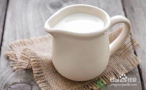 脸上长雀斑怎么办