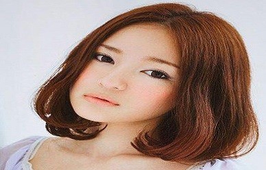 上窄下宽的脸型适合什么发型