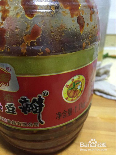 怎样做简单的土豆烧肥肠？