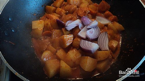 三巴酱焖土豆