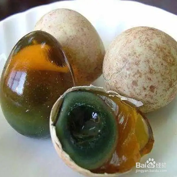 松花蛋里的花纹是怎么来的