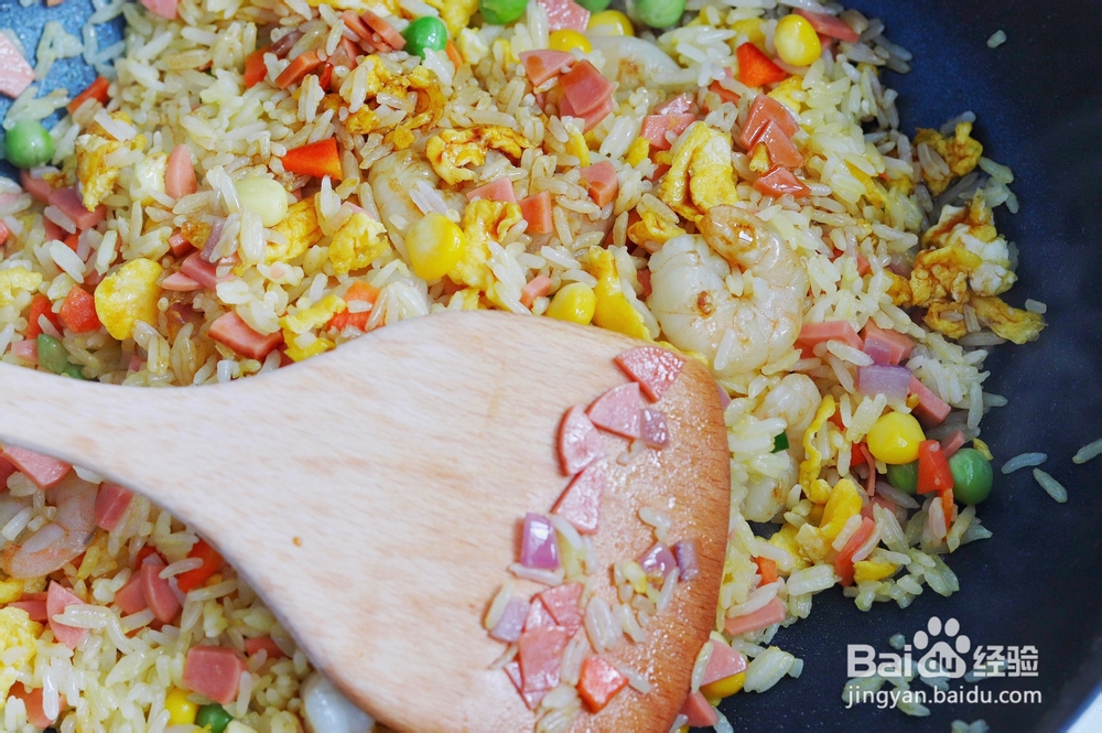懒人菜谱粒粒分明虾仁蛋炒饭的做法