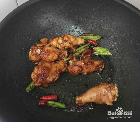 鸡腿肉炖土豆的做法