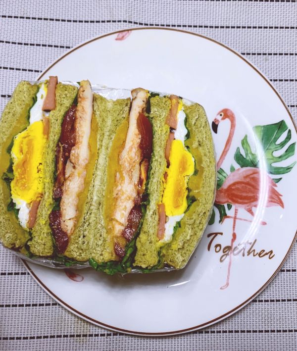 美味低脂三明治