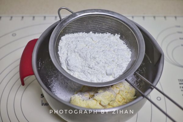 卡通椰蓉小饼干