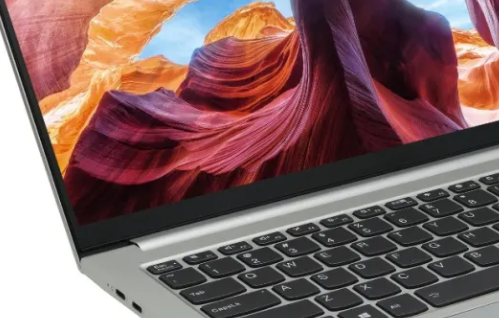 联想小新14pro可以玩stay out吗