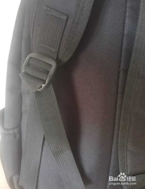 书包背带怎么系