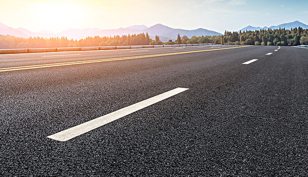 水泥路与沥青路的区别