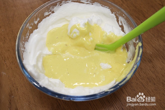 没有烤箱也能在家做的电饭煲版戚风蛋糕