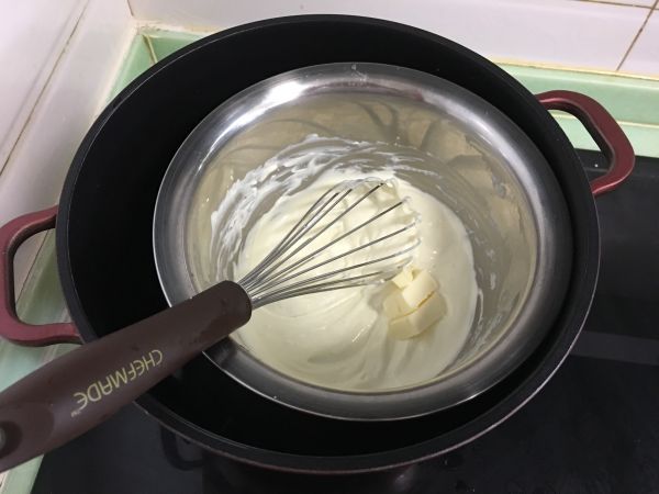 拉花轻乳酪蛋糕