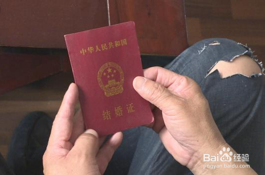 闹离婚把衣服全绞碎，女人遭遇欺骗性婚姻怎么办