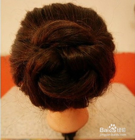 教你三分钟打造优雅盘发