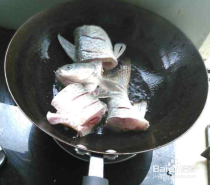 如何做酸菜鱼
