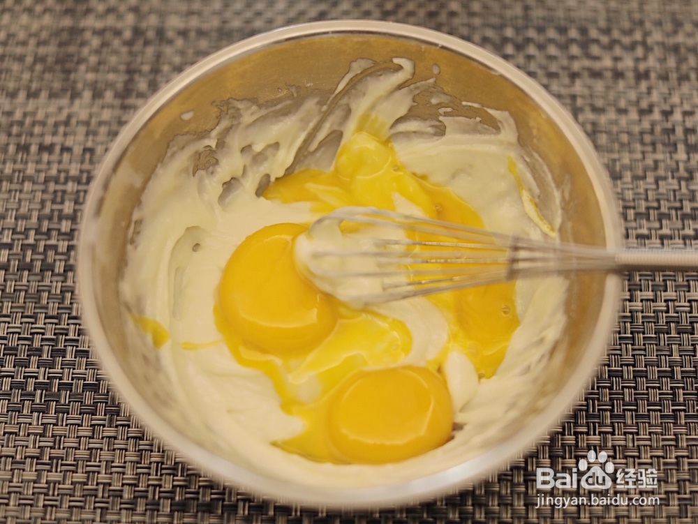 好吃不腻的奶油水果裸蛋糕