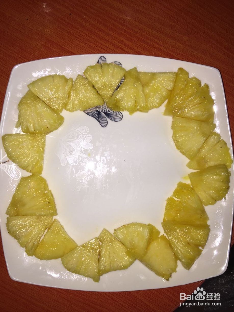 菠萝酱香蹄髈
