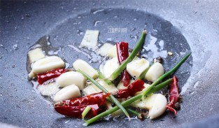 鸡蛋狮子头-冬季美食