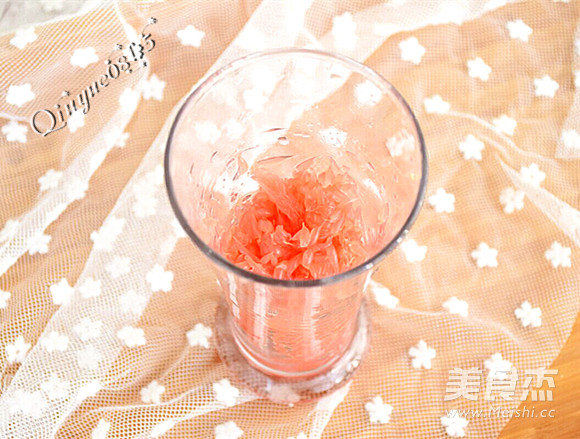 红柚椰香鸡尾酒