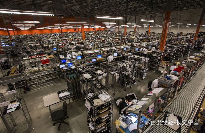 电脑开机一直停留在屏保怎么办？