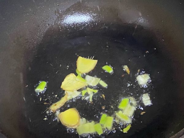 青椒火腿炒豆皮