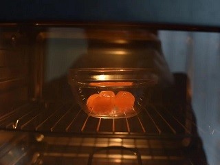咸蛋黄肉松司康怎么做