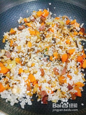 如何做糯米炒饭