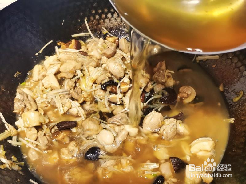 快手香菇鸡肉面的做法