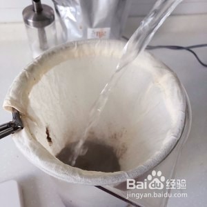 如何做出好喝又暖胃的港式奶茶