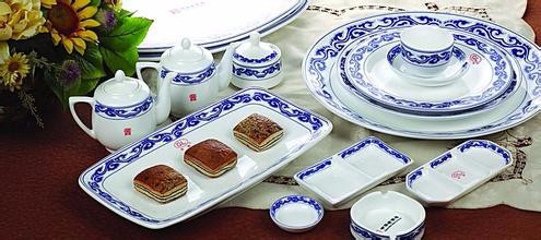 怎样挑选餐厅用陶瓷餐具?