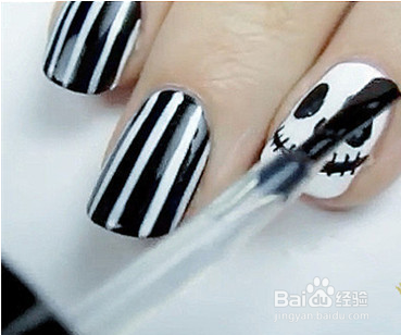 风骷髅头美甲教程