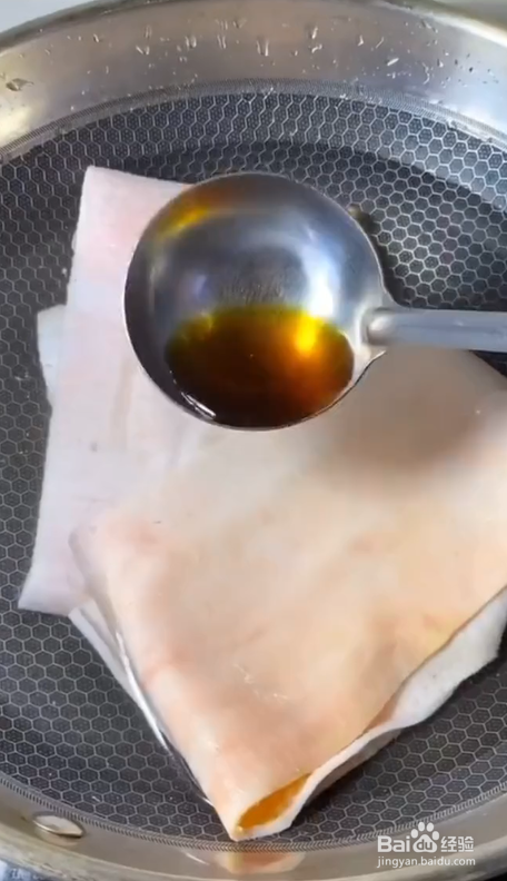如何在家制作猪皮蛋花冻