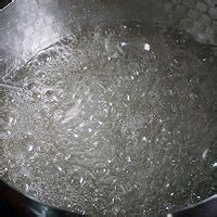 抹茶榴莲牛轧糖的做法