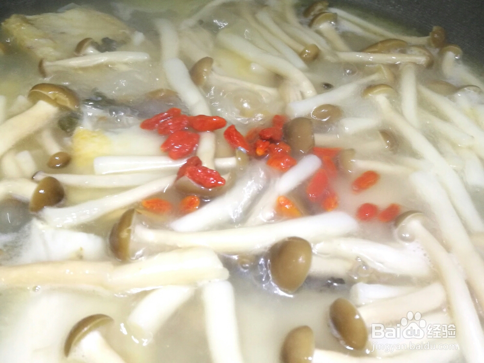 妈妈教我做的悦妈蟹味菇鱼骨汤