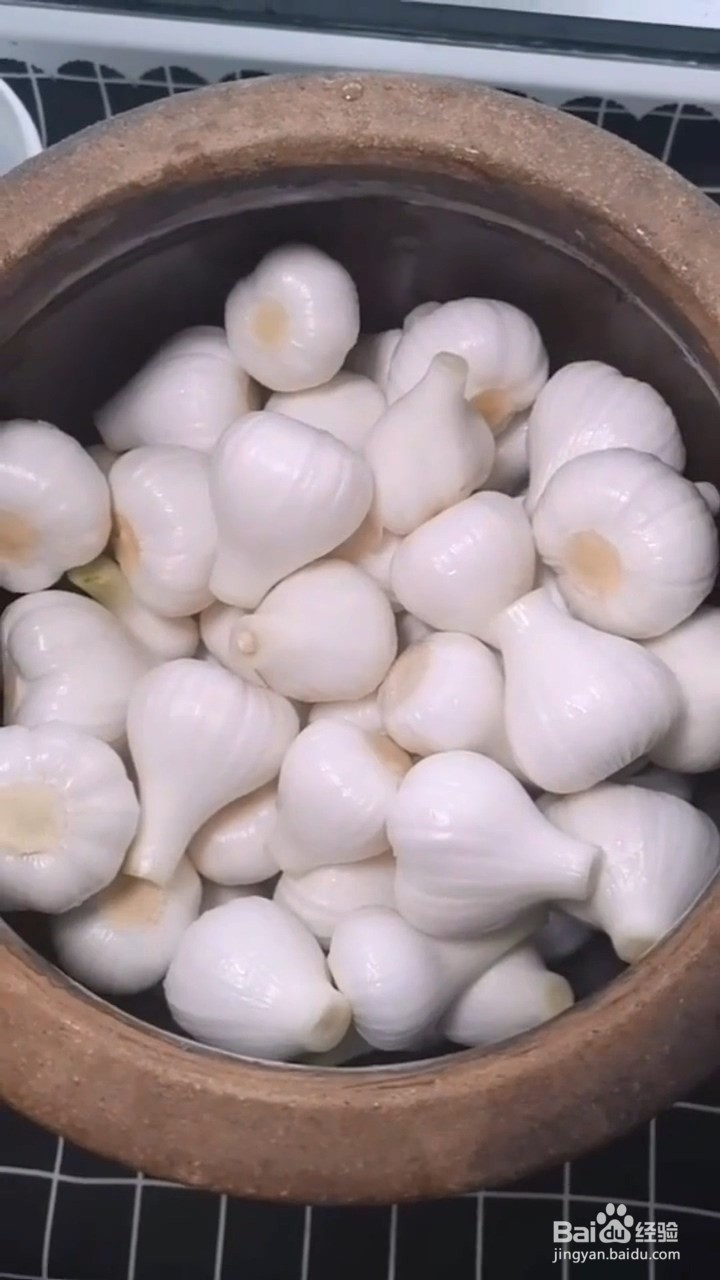 在家怎么腌制糖醋蒜