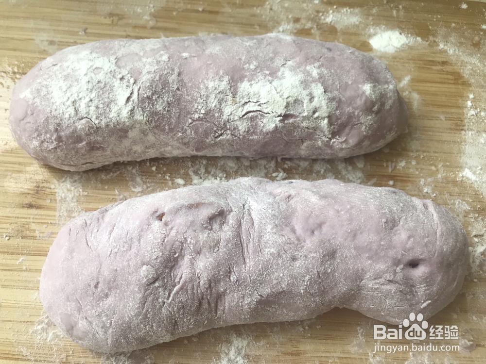 美味可口的蒜香紫薯包