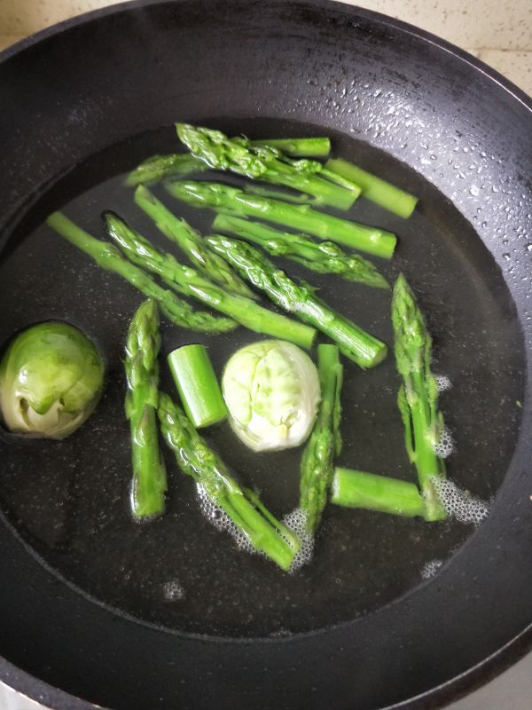 三文鱼鲜蔬饭团