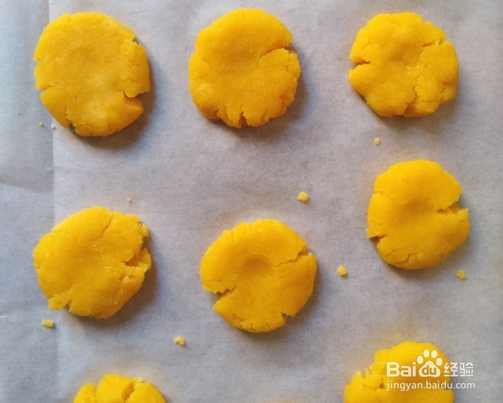 抢着吃的鸡蛋饼干