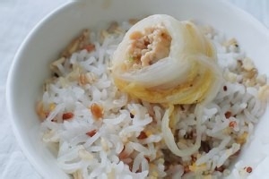 娃娃菜油炸鸡肉步骤