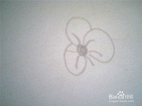 简笔画梅花怎样画：