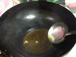 五花肉烧腐竹怎么做？