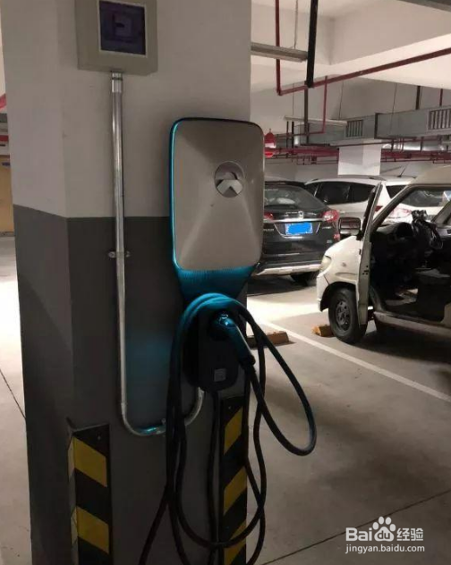 欧拉黑猫怎么充电