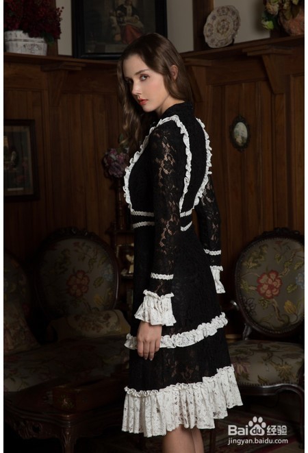 根据自己的体型选择适合自己的服装