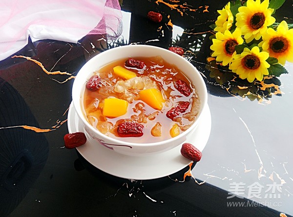 南瓜红枣银耳羹