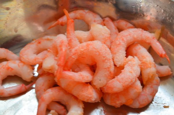 北极虾麦仁饭团