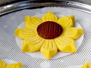 奶香向日葵馒头怎么做？