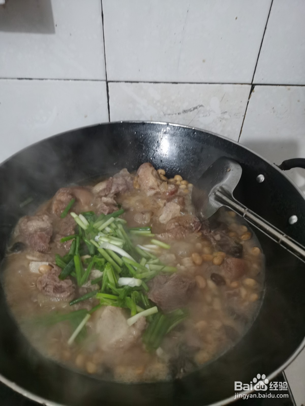 猪脚如何炖黄豆