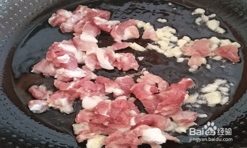 久碗渔粉加盟店的炒河粉做法